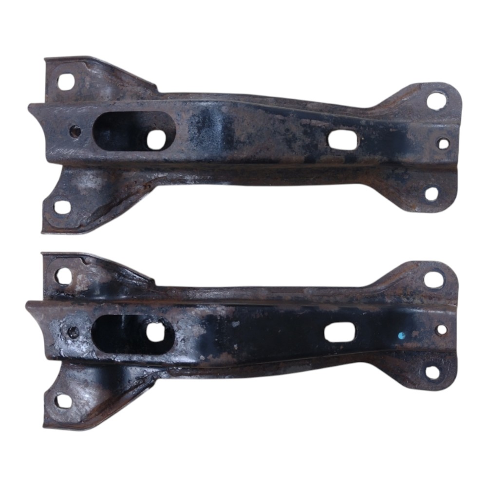 Par suporte travessa suspensão dianteira Hilux 2013 2
