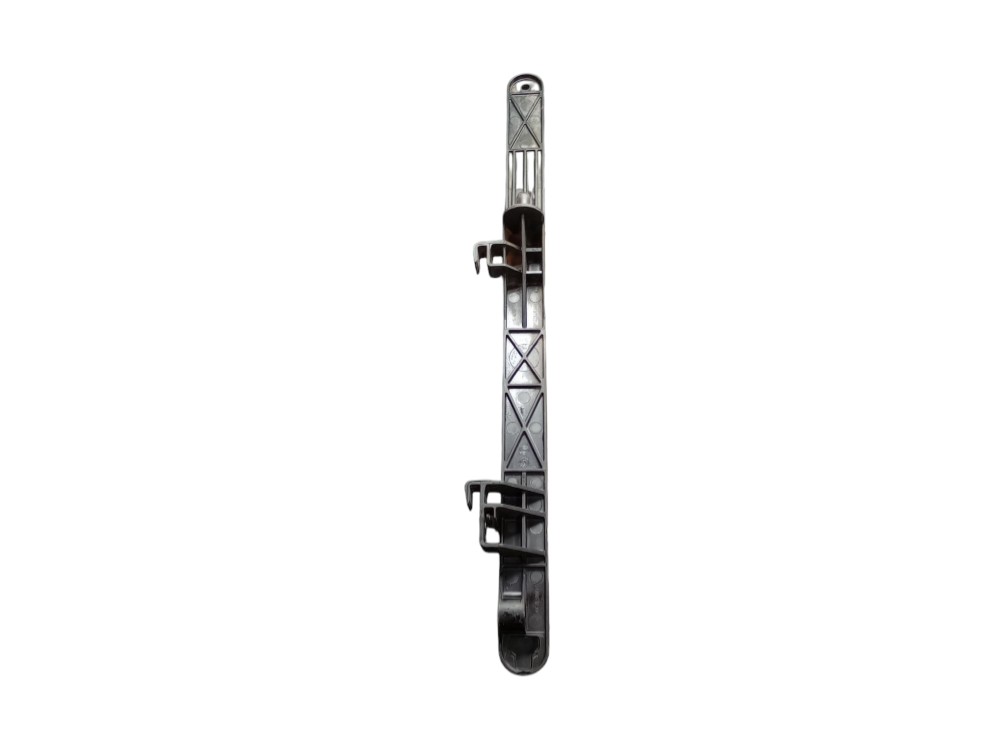 Suporte Esquerdo Radiador De Água S10 Traiblazer 2014 3