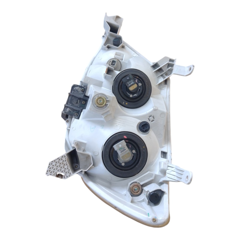 Farol D.d Hilux Sw4 2009 Fazer Polimento  Direito/passageiro Direito/passageiro 7