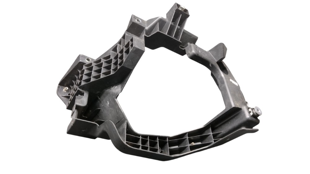 Suporte Farol D/d Fiat Toro 2020 3