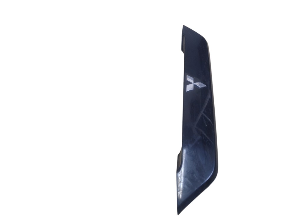 Aplique Friso Porta-malas Outlander 2010 3