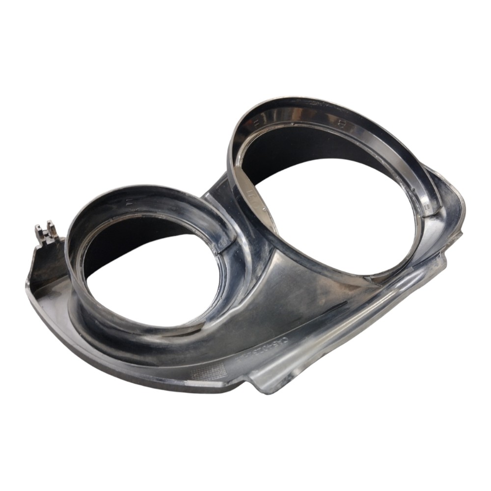 Moldura Farol L.e Pajero Sport 2010 4