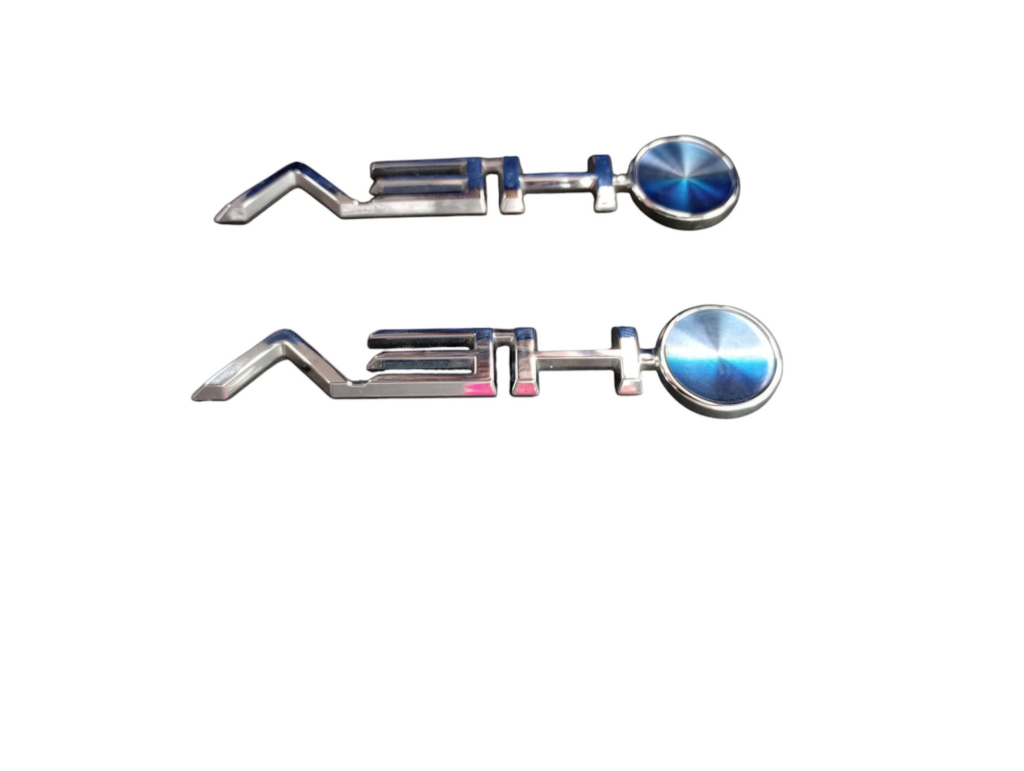Par Emblema Paralama Corolla Cross 2024 4