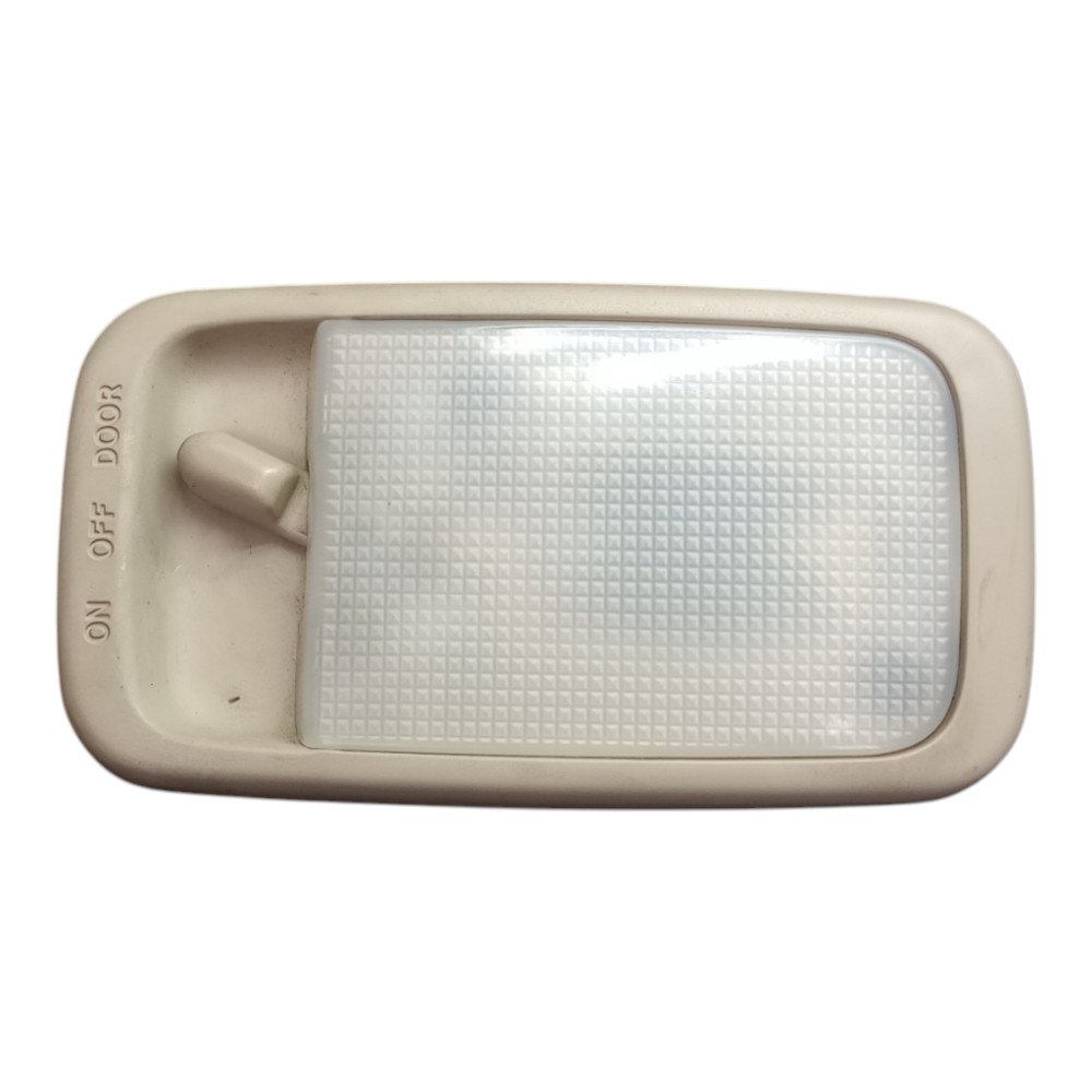 Luz Cortesia Interna Hilux Sw4 2009 4
