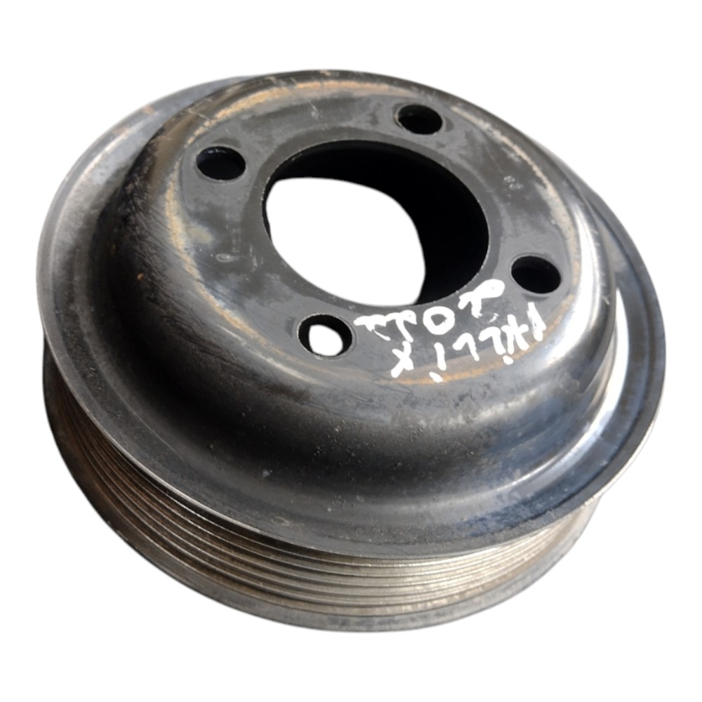 Polia Bomba Agua Hilux 2.8 2022 2