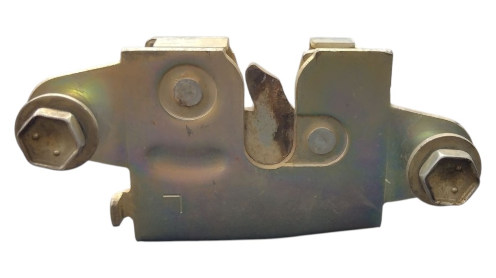 Fechadura Tampa Traseira L.e Hilux 2010 4