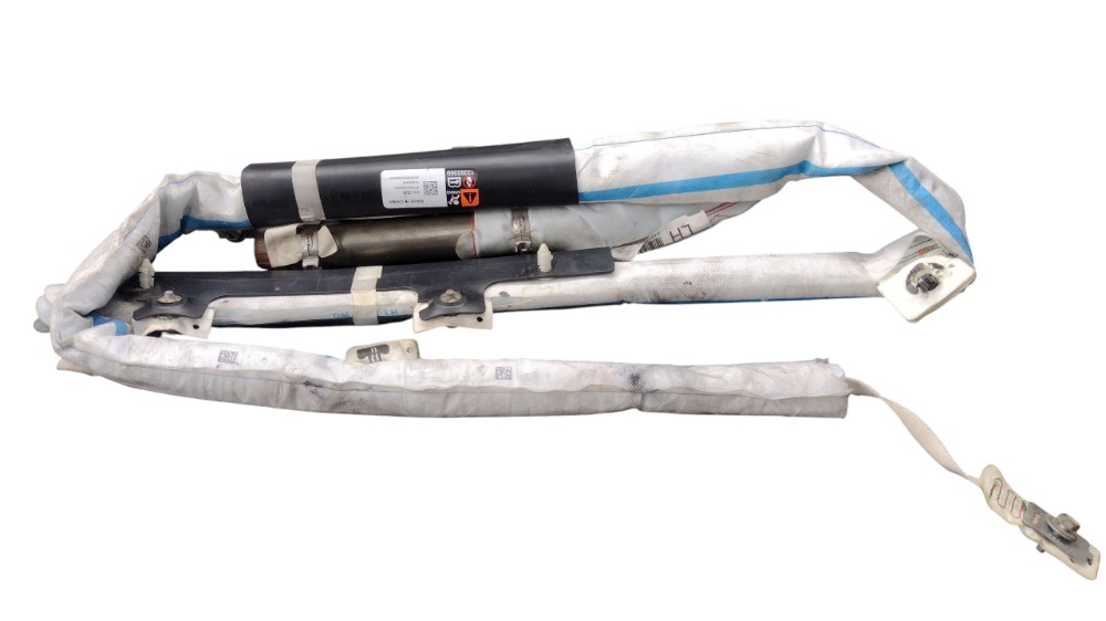 Cortina teto L.E Tracker 2020 3