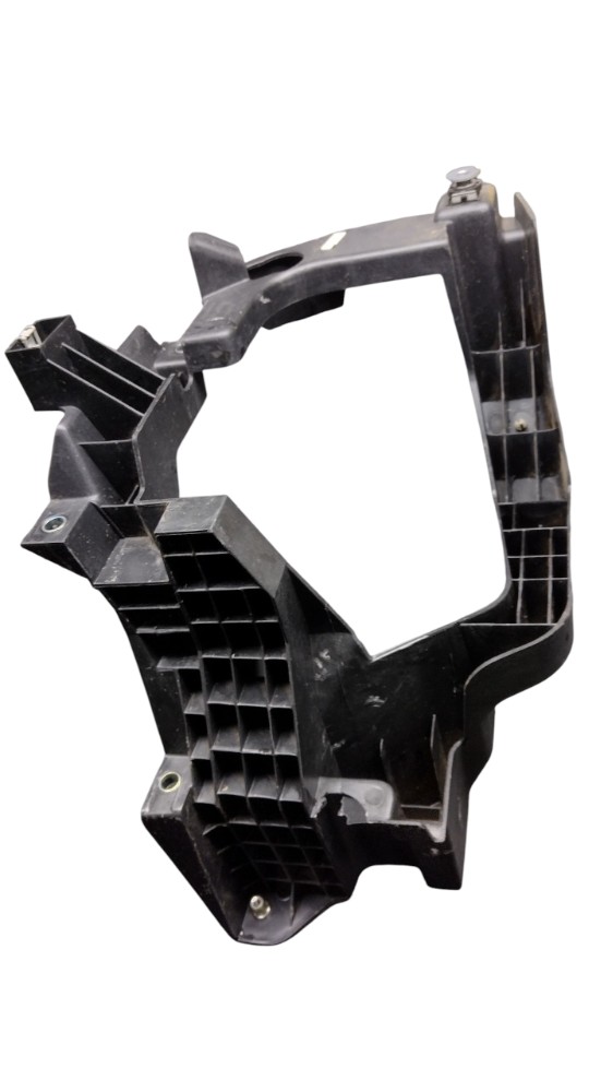 Suporte Farol D/d Fiat Toro 2020 4