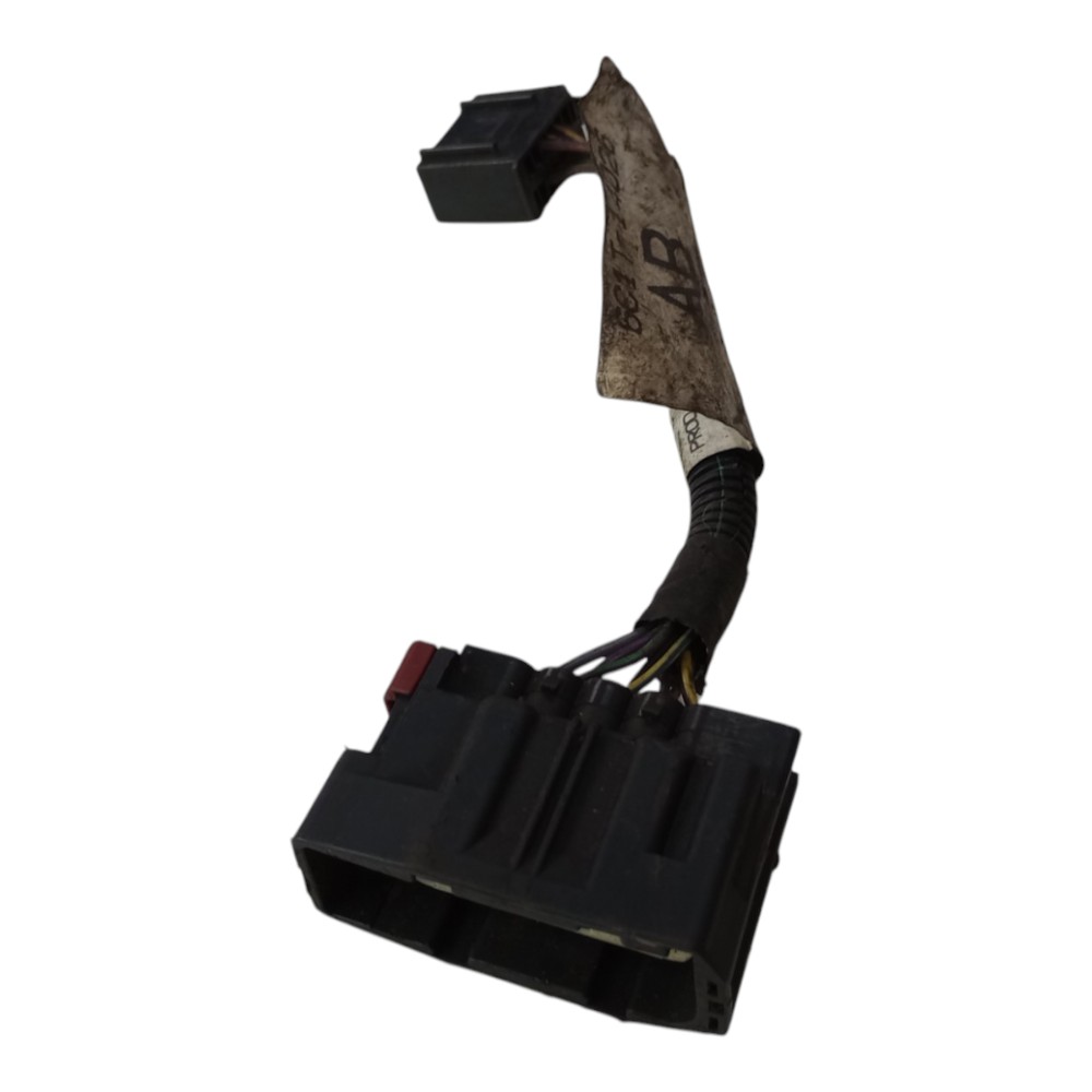 Chicote fechadura porta traseira Ford transit 2010