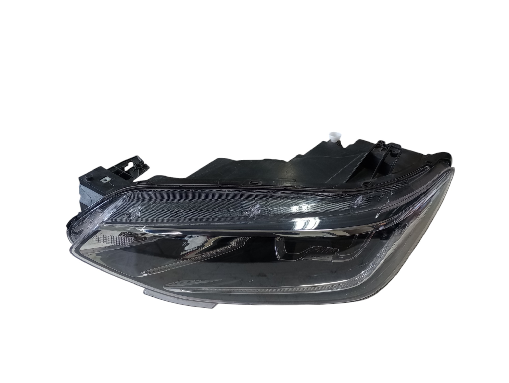 Farol Lado Esquerdo Gm Tracker 2024 4