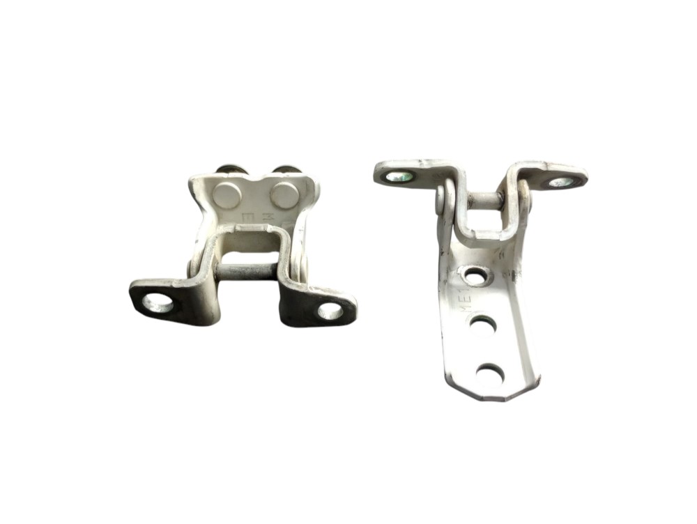 Dobradiça Porta T.e Pajero Dakar 2013