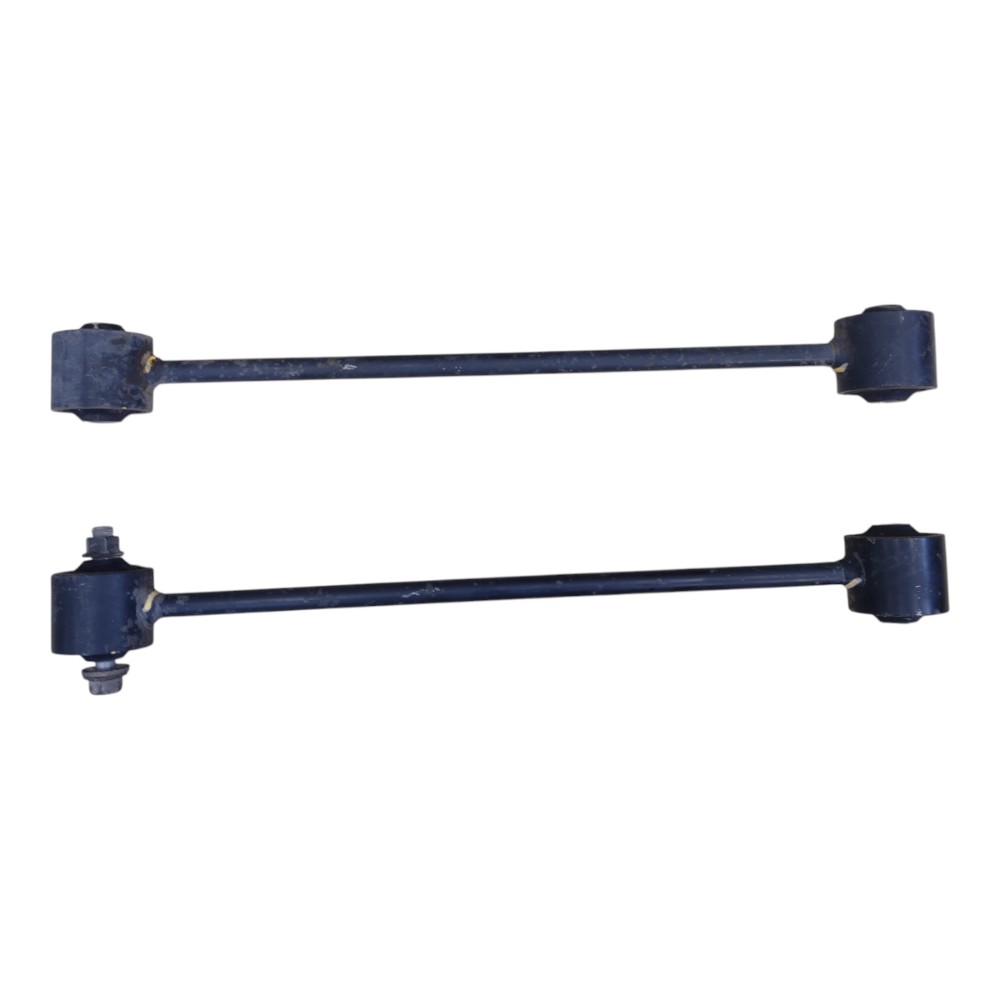 Par tirante suspensão traseiro Hilux SW4 2009    399$ cada 3
