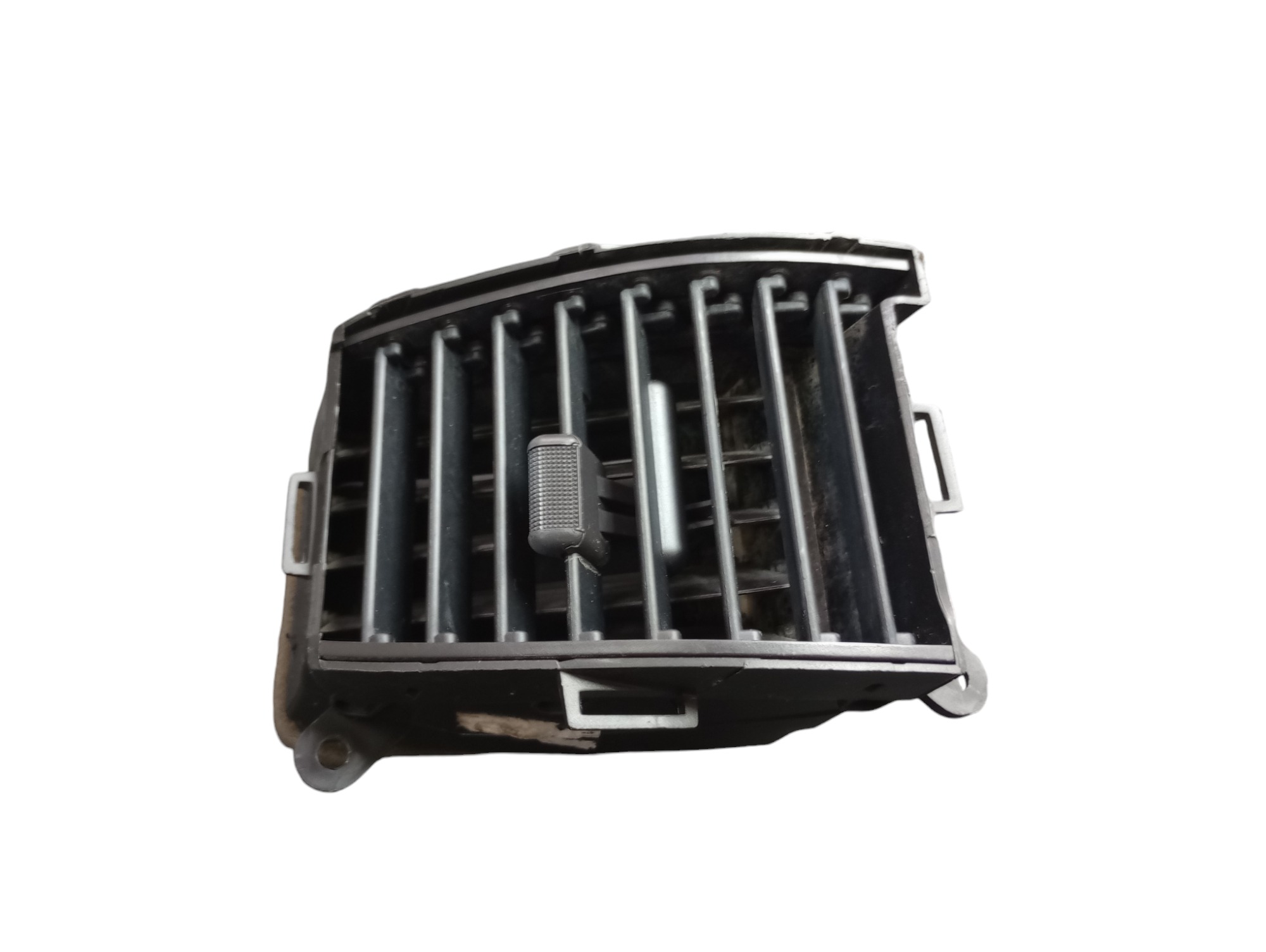 Difusor De Ar L.e Painel Trailblazer 2014 3