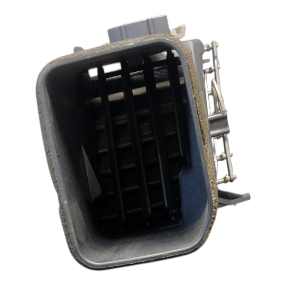 Difusor De Ar L.d Hilux Sw4 2009 Com Detalhe 6