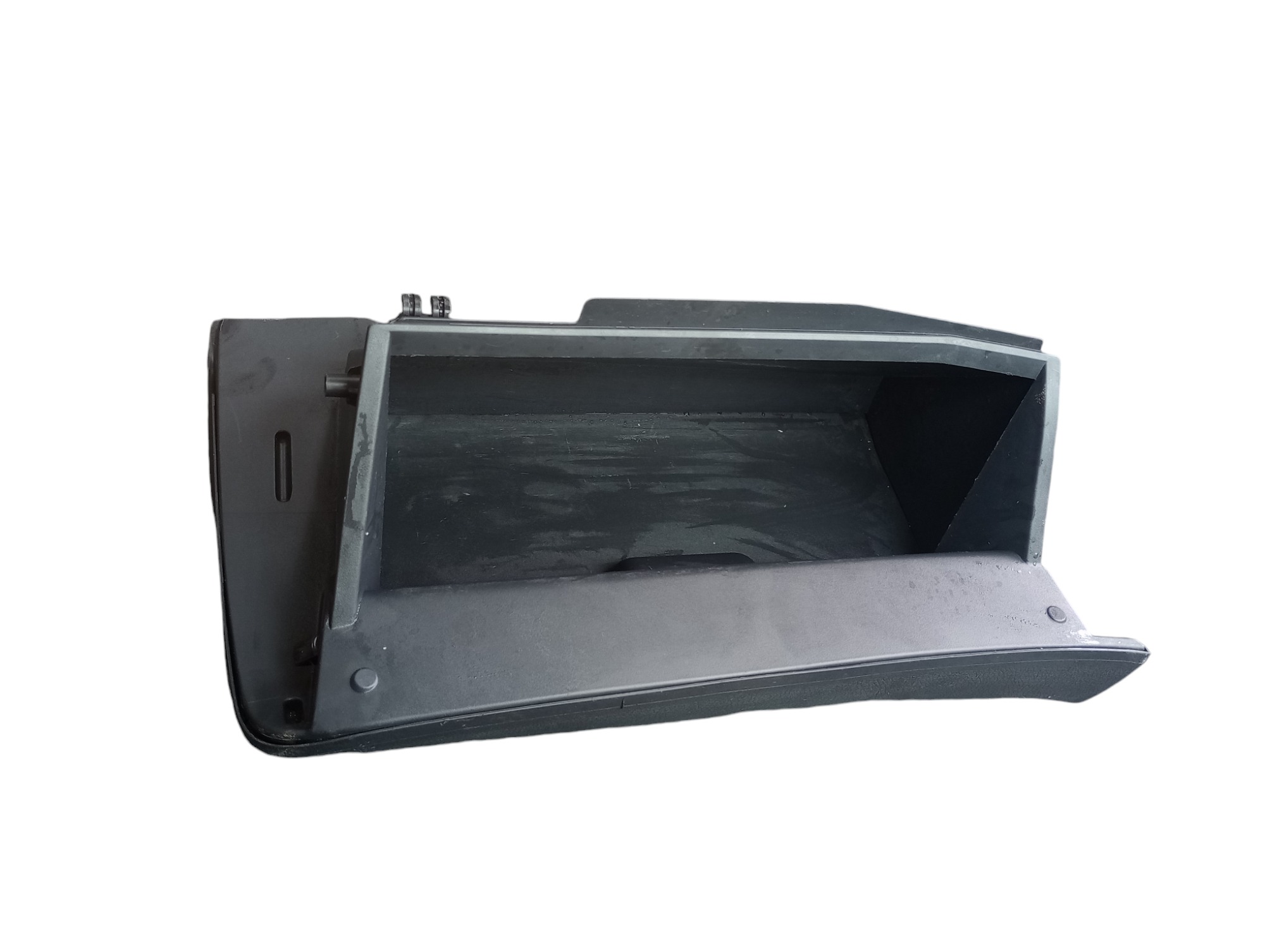 Porta Luvas Nissan Frontier 2017 3