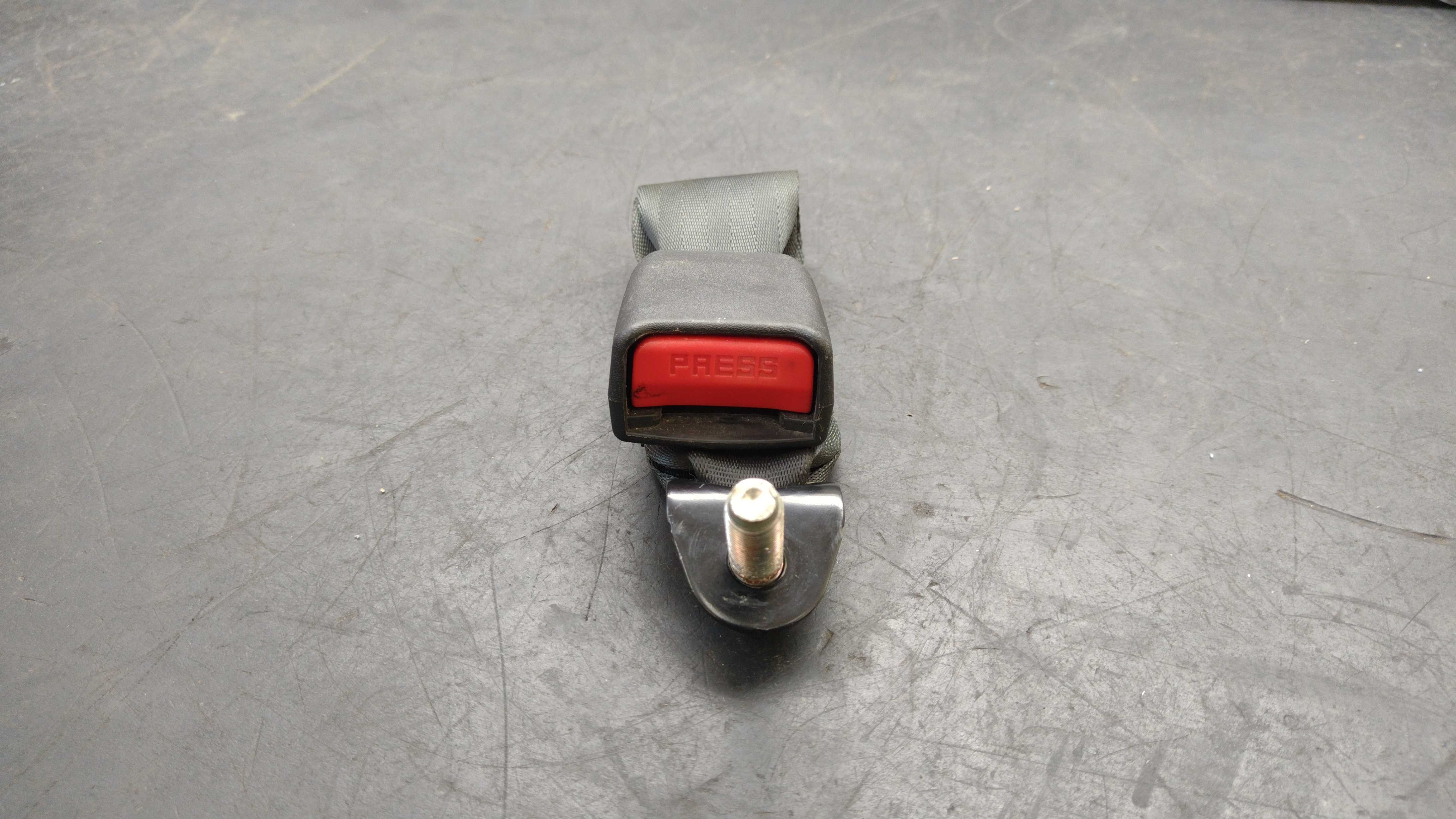 Engate cinto traseiro SSANGYONG KIRON 2009 1