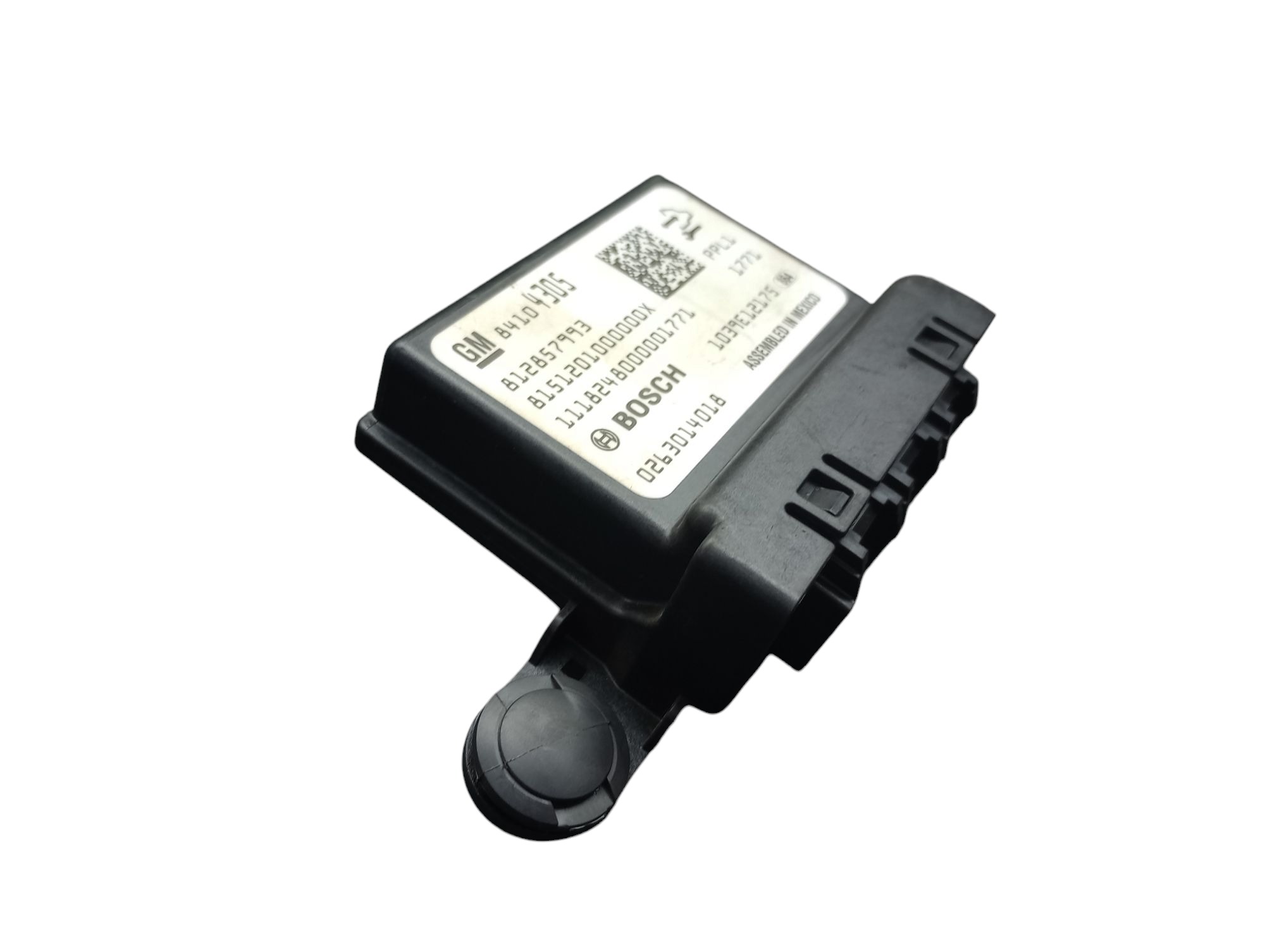 Módulo Sensor Estacionamento Trailblazer 2.8 2019 84107305 4
