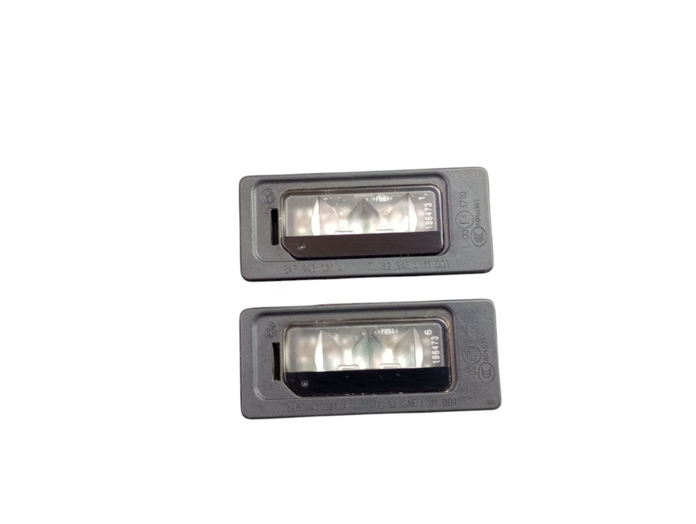 Par Luz De Placa Led Volkswagen Tiguan 2014 1