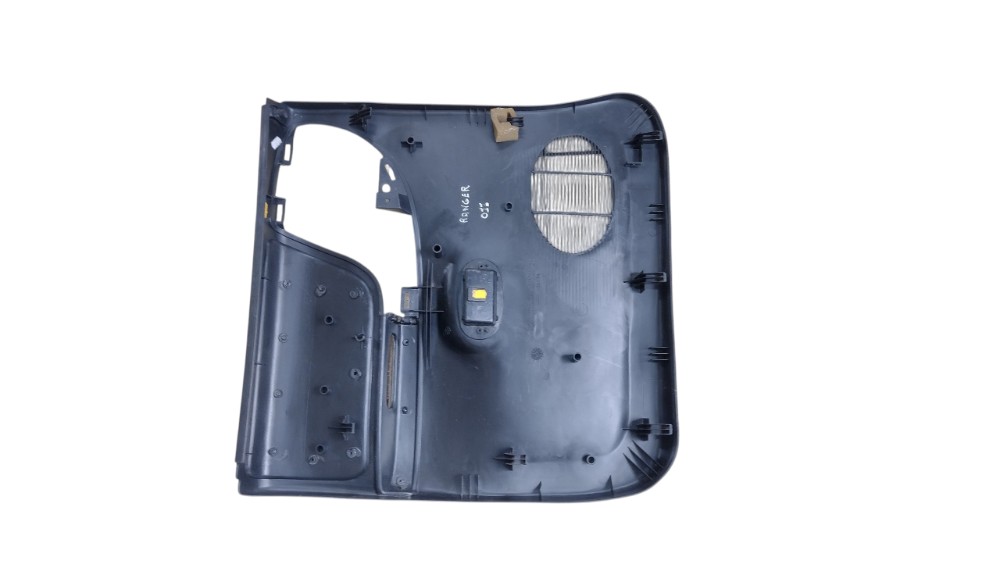 Forro de porta T.D Ford Ranger 2011 5
