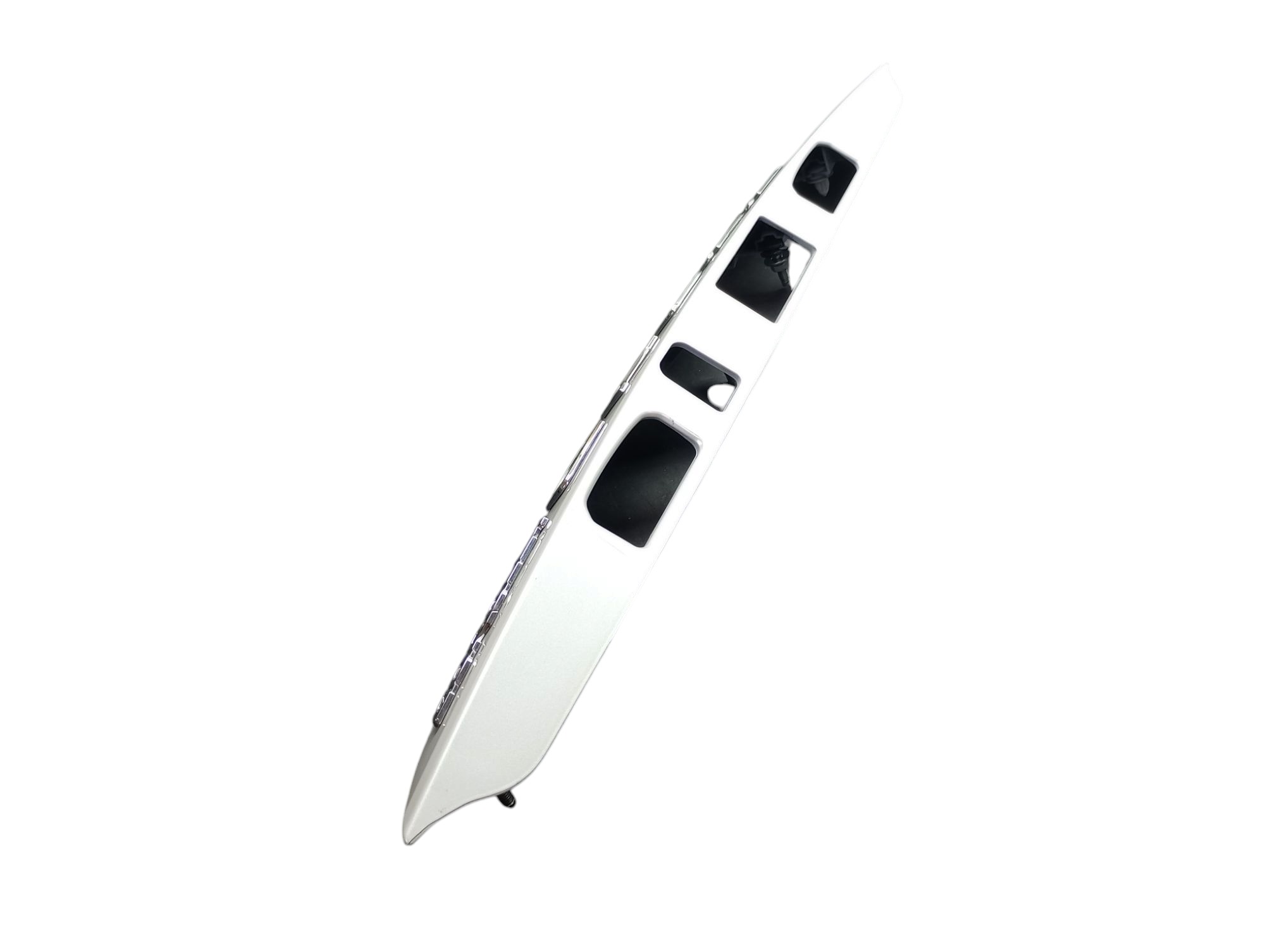Aplique Tampa Traseira Corolla Cross 2023 4