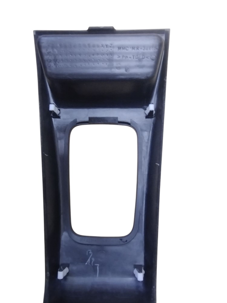 Moldura Superior Console Mitsubishi Pajero Tr4 2007 2