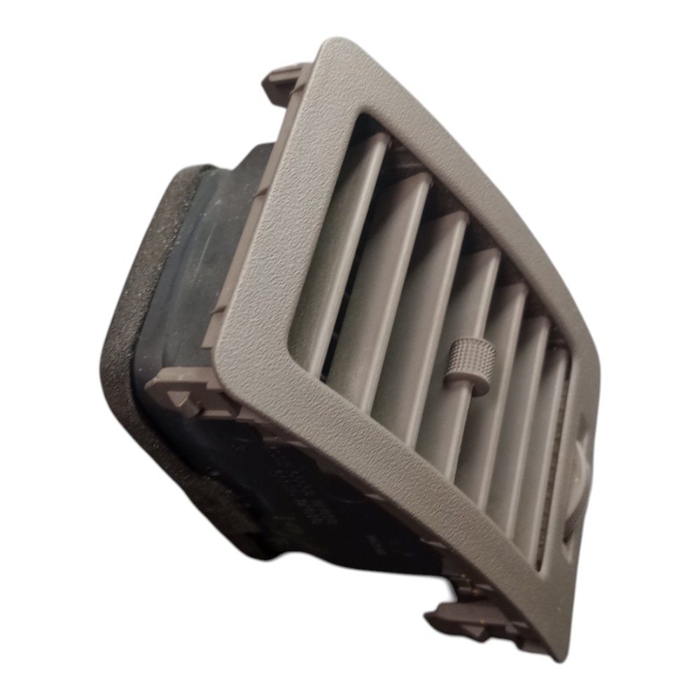 Difusor De Ar L.e Hilux Sw4 2008 4
