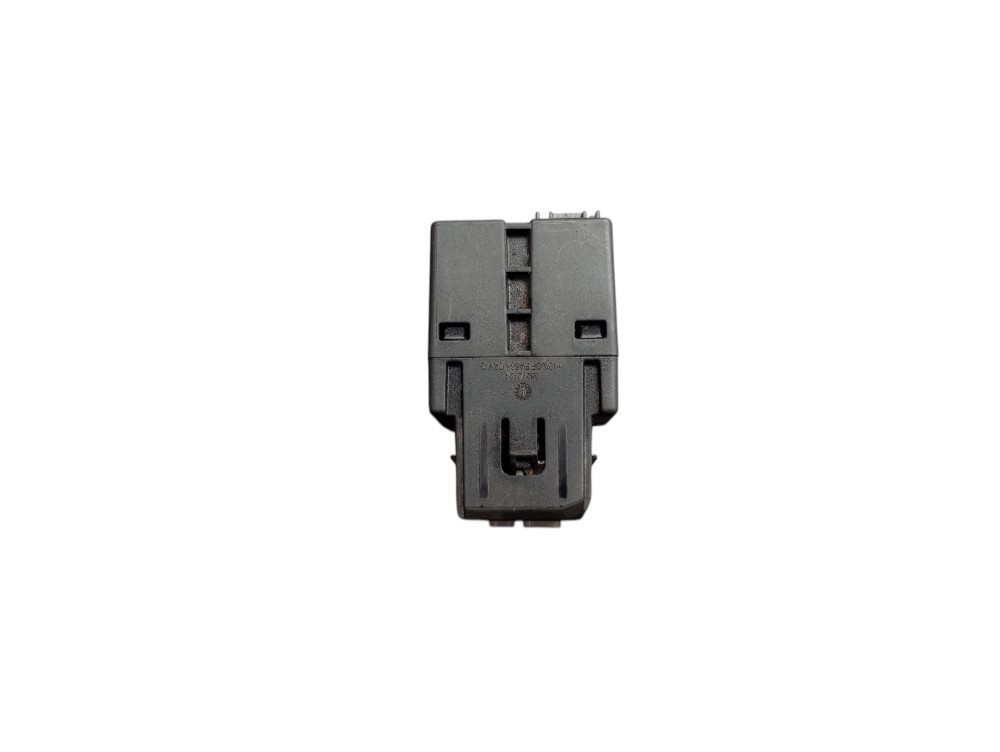 Tomada Entrada Usb Jeep Renegade 2024 3