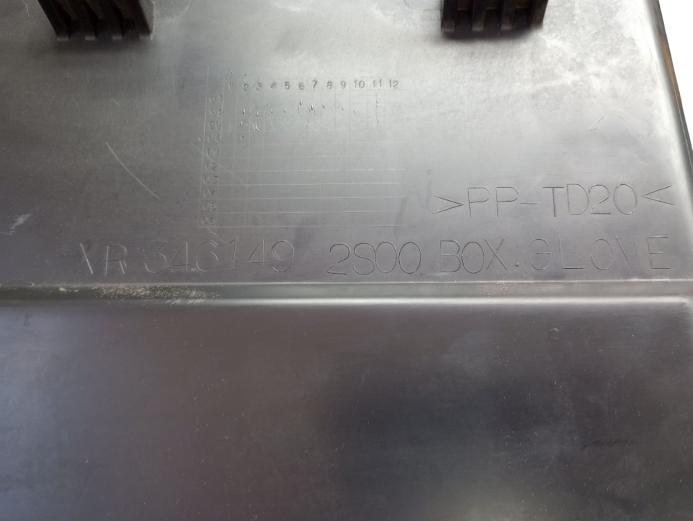 Porta Luvas Pajero Tr4 2007 6