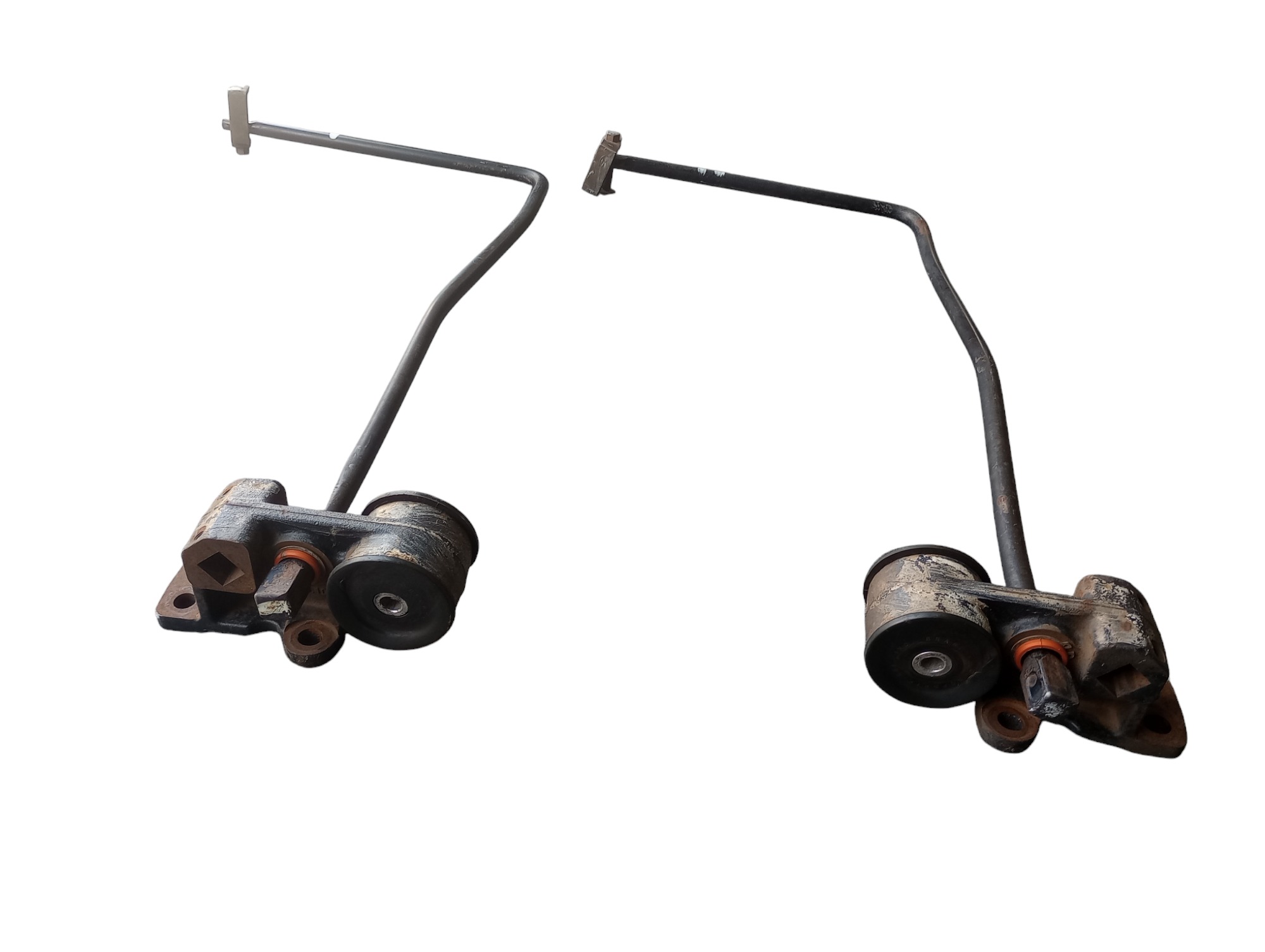 Par Barra Articulação Cabine Volkswagen 8-160 2015 2