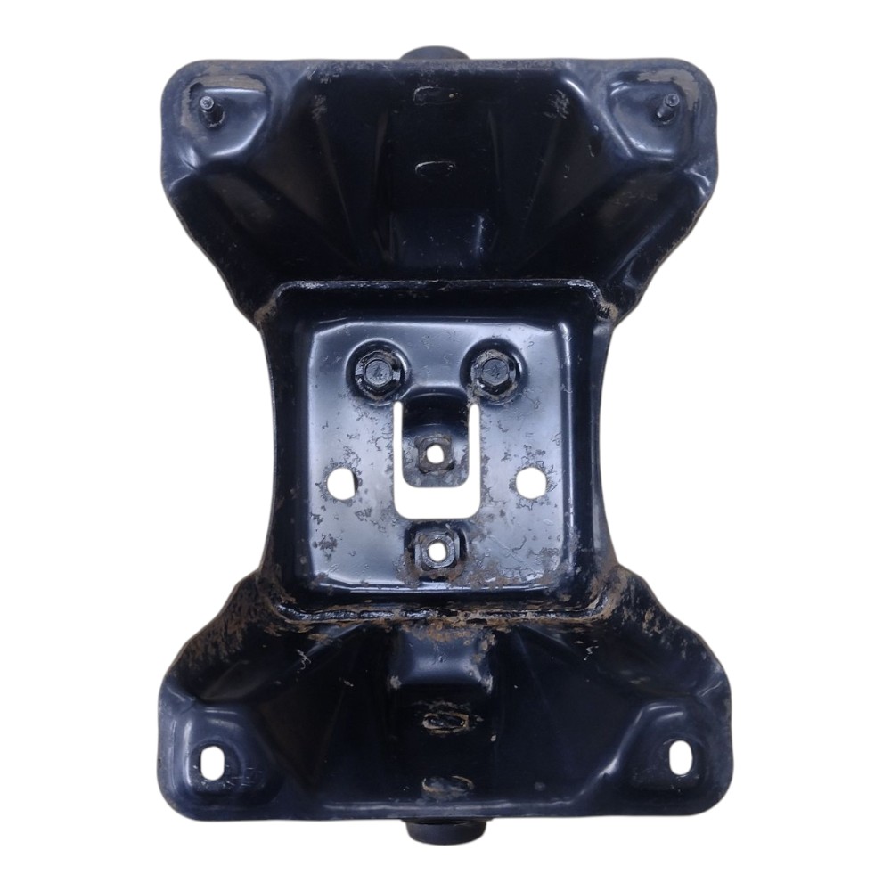 Suporte estepe Pajero TR4 2010