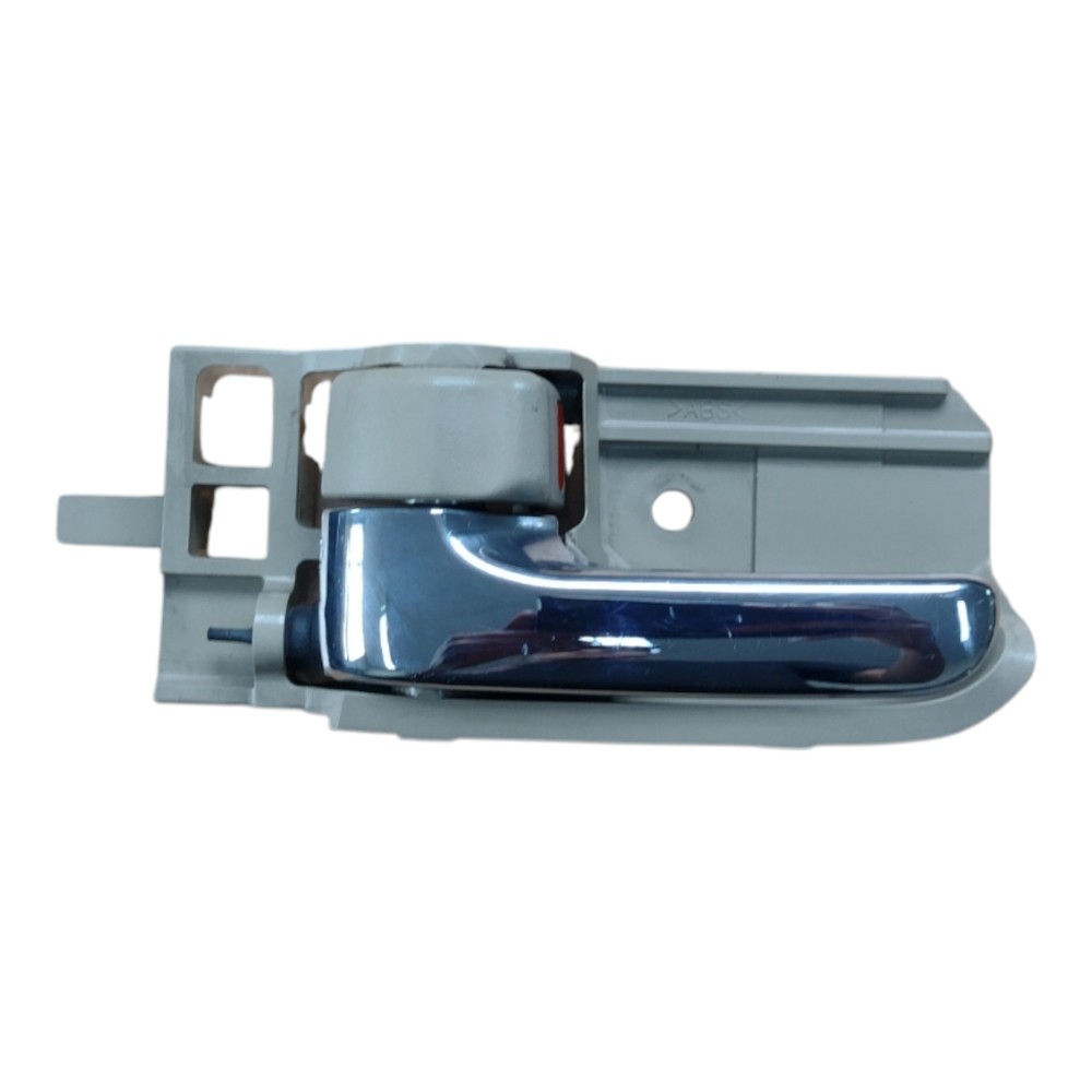 Maçaneta Interna Porta D.e Hilux Sw4 2009  Dianteira Dianteira 1