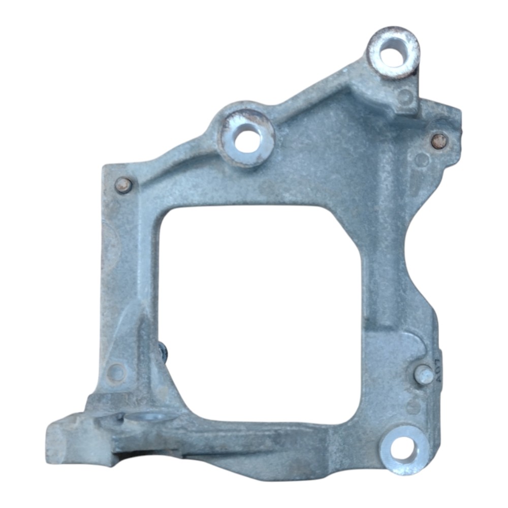 Suporte Compressor Ar Condicionado Hilux 2020 2
