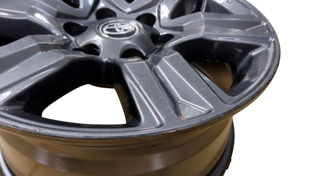 Roda Aro 17 Hilux 2022 8