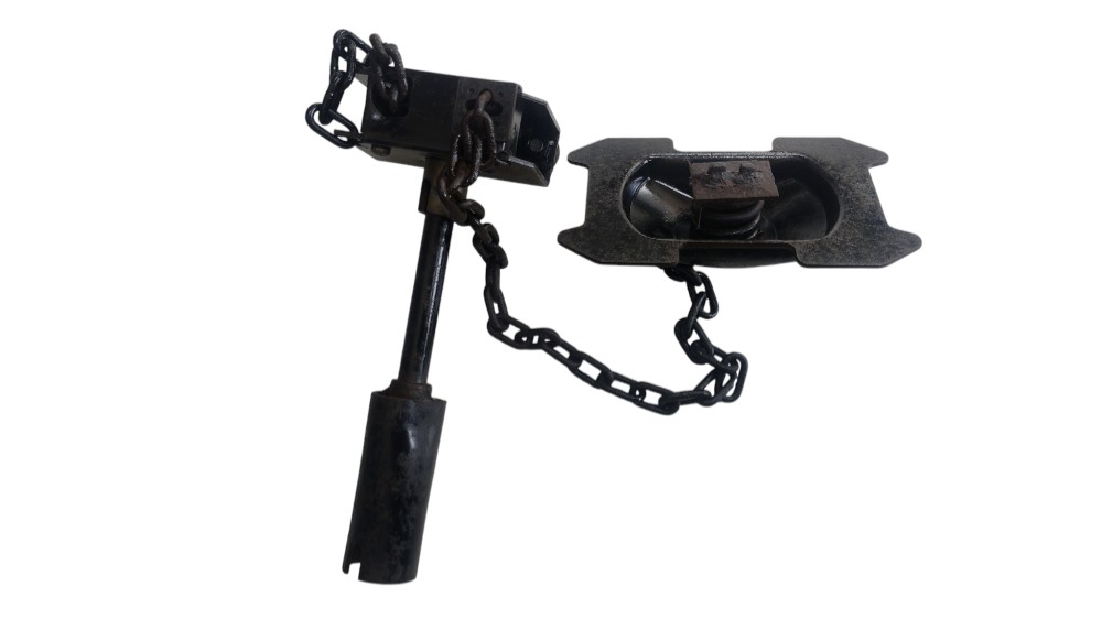 Catraca Suporte Estepe Triton 2010 3