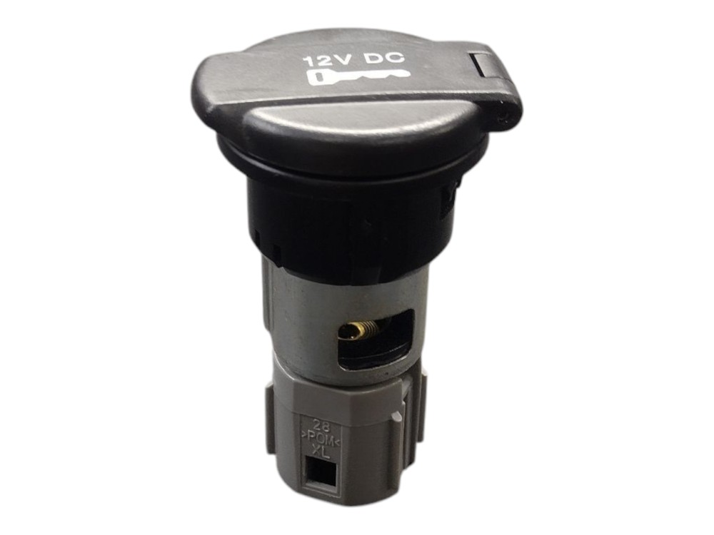 Tomada auxiliar 12V porta malas Jeep Compass 2020 4