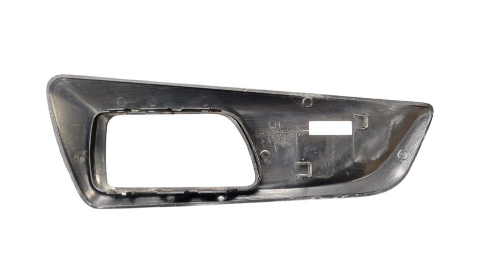 Moldura Interna Maçaneta D.e Pajero Tr4 2004 Preto Dianteira Preto Dianteira 6