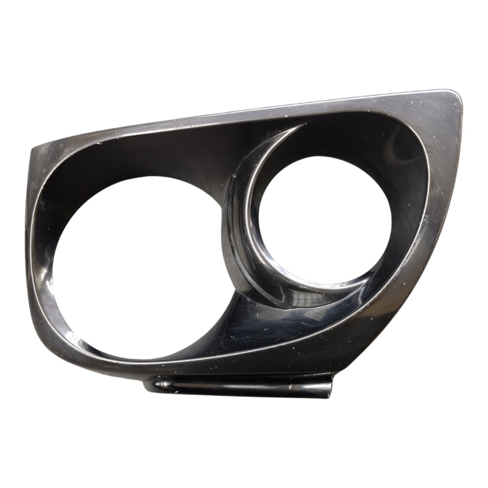 Moldura Farol L.e Pajero Sport 2010 1