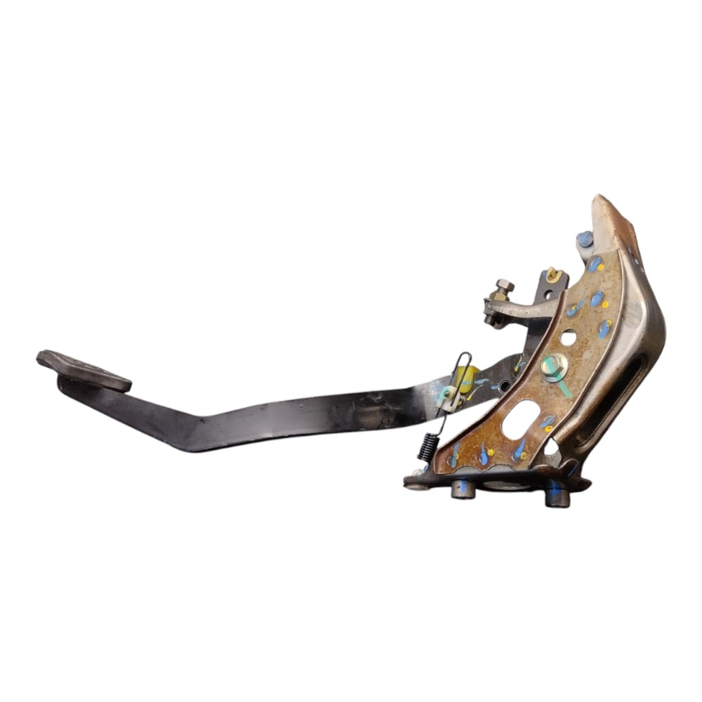 Pedal embreagem Hilux SW4 3.0 2009 2