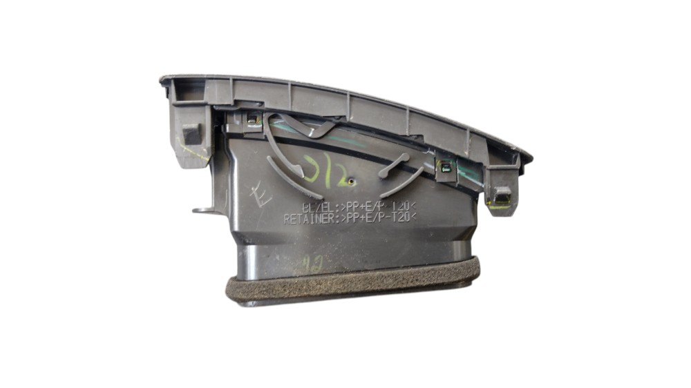 Difusor De Ar Painel L.e Hilux Sw4 2011 3