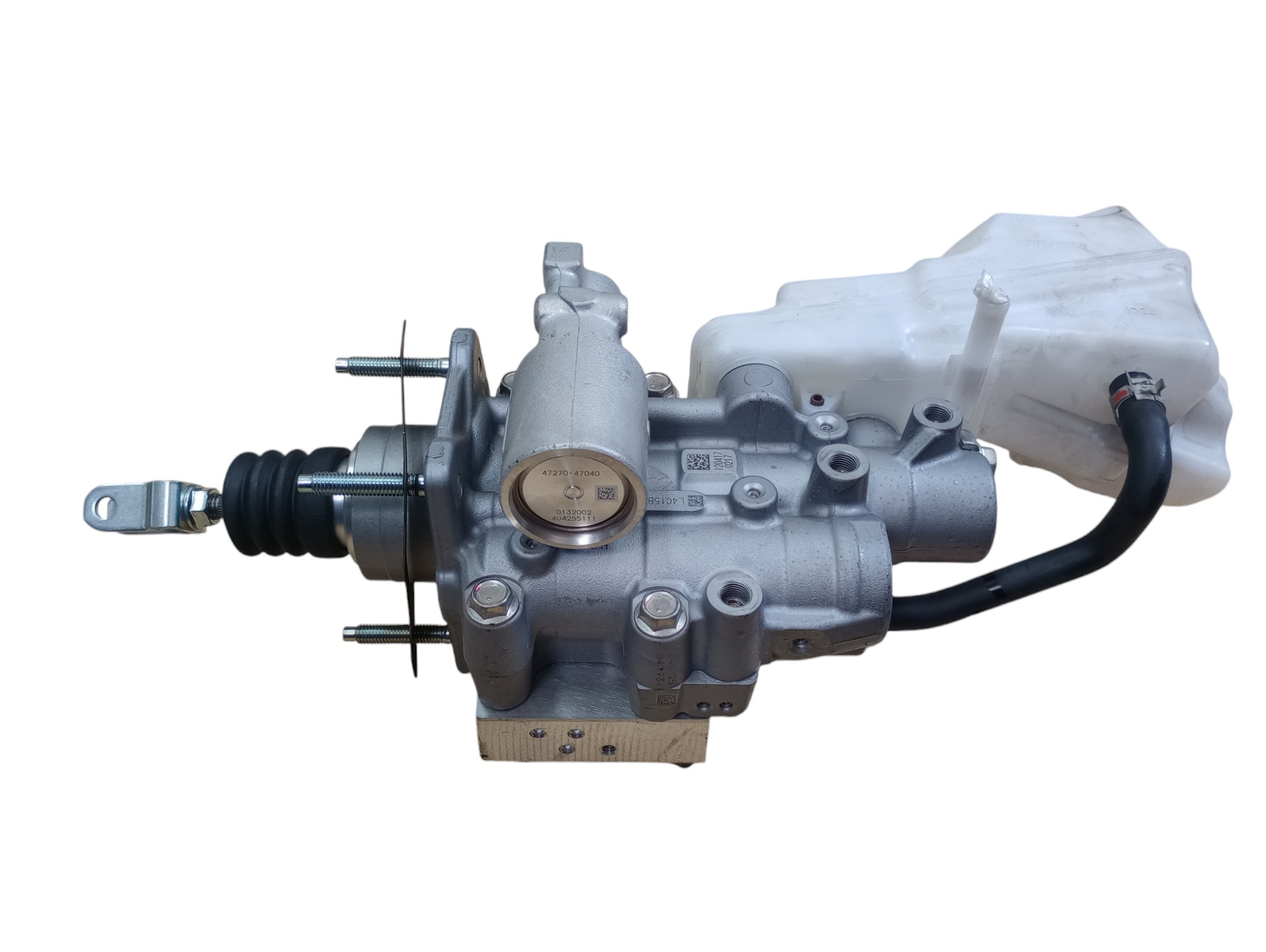 Cilindro mestre sensor freio Corolla Cross 1.8 hybrid 2024 6