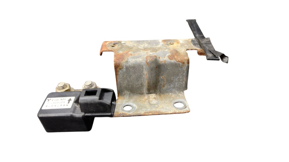 Sensor impacto airbag Pajero TR4 2011 3