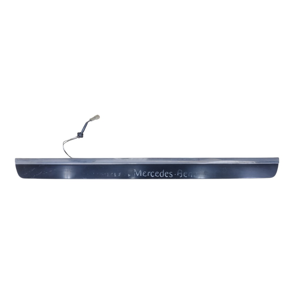 Friso Luz Placa Tampa Traseira Kyron 2011 Detalhes 1