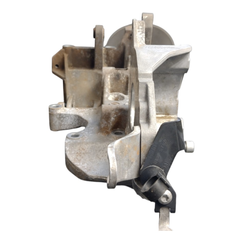 Suporte Alternador Bomba Injetora Amarok 2013 3