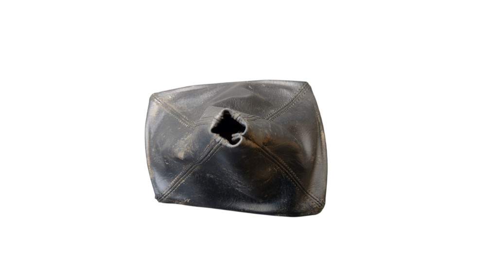 Coifa alavanca cambio Hilux 2015