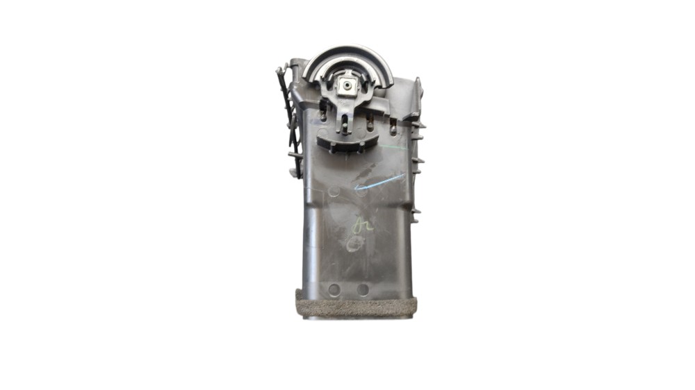 Difusor interno central L.D Hilux 2009 4