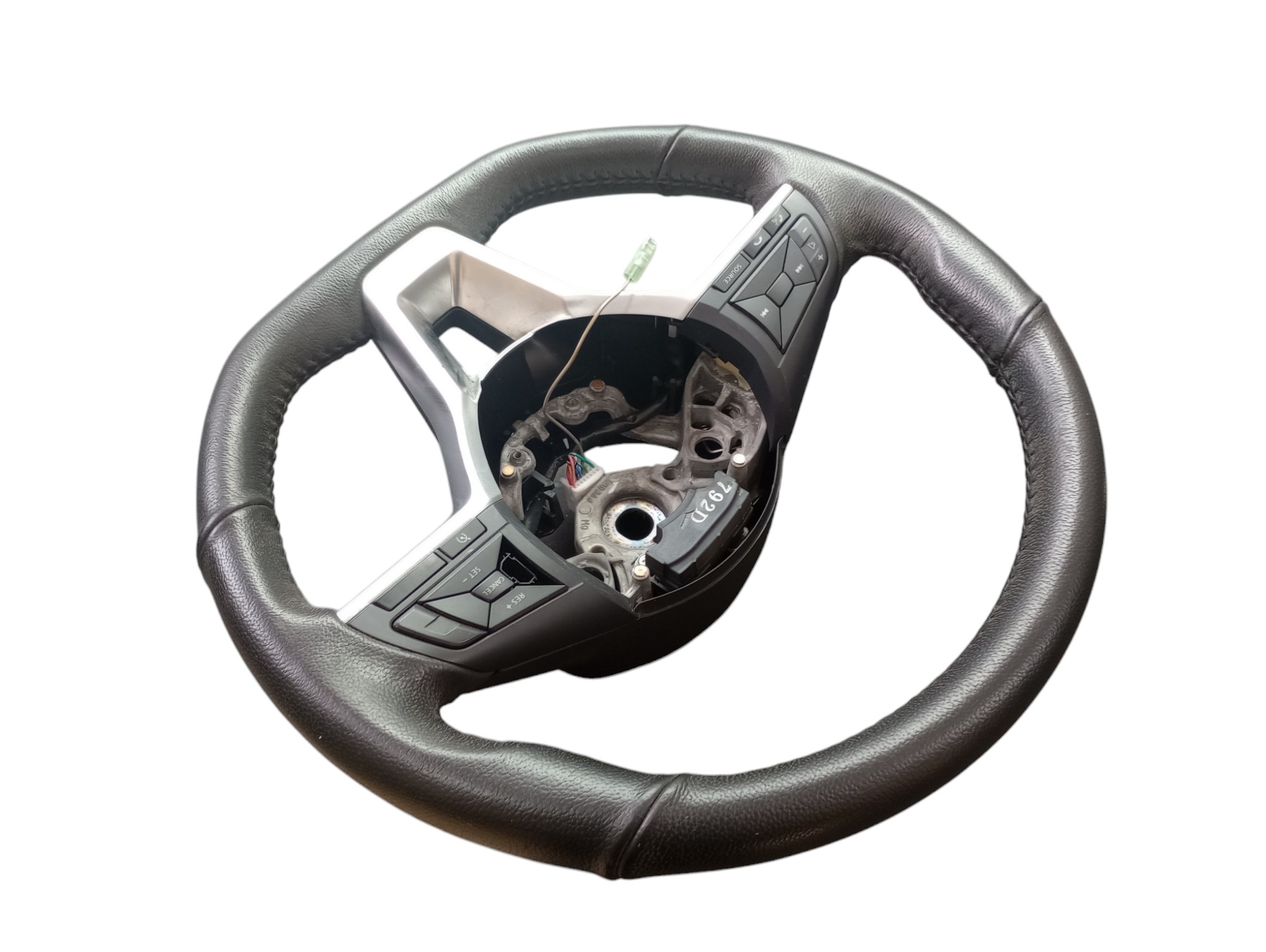 Volante De Direção Nissan Kicks 2020  01 3