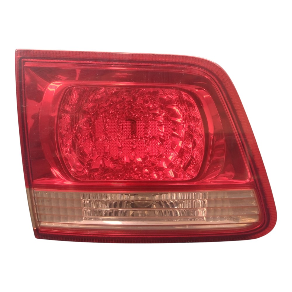 Lanterna traseira L.E Hilux SW4 2010