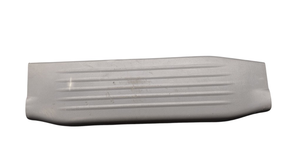 Soleira porta T.E Hilux 2013