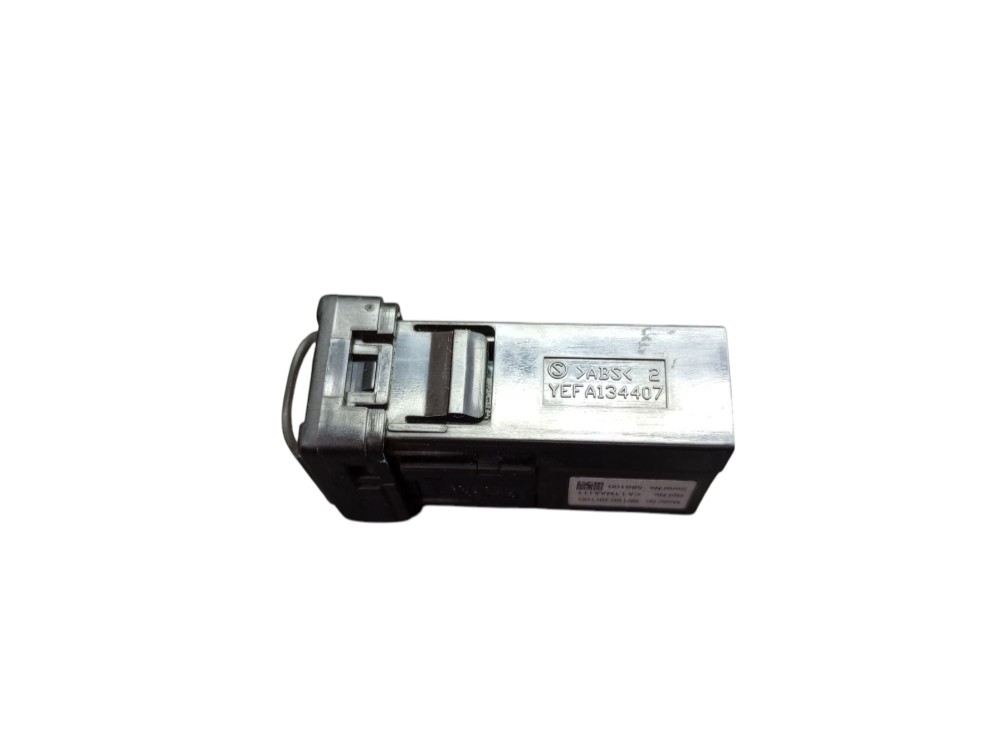 Tomada Usb Hilux Sw4 2.8 2019 7