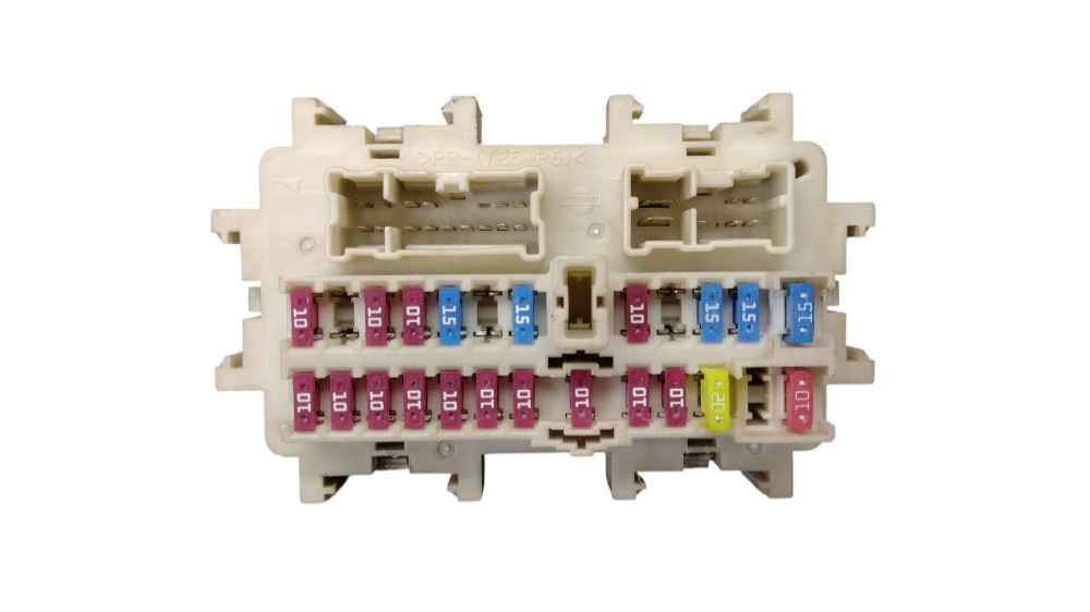 Caixa fusível Frontier 2.5 2014